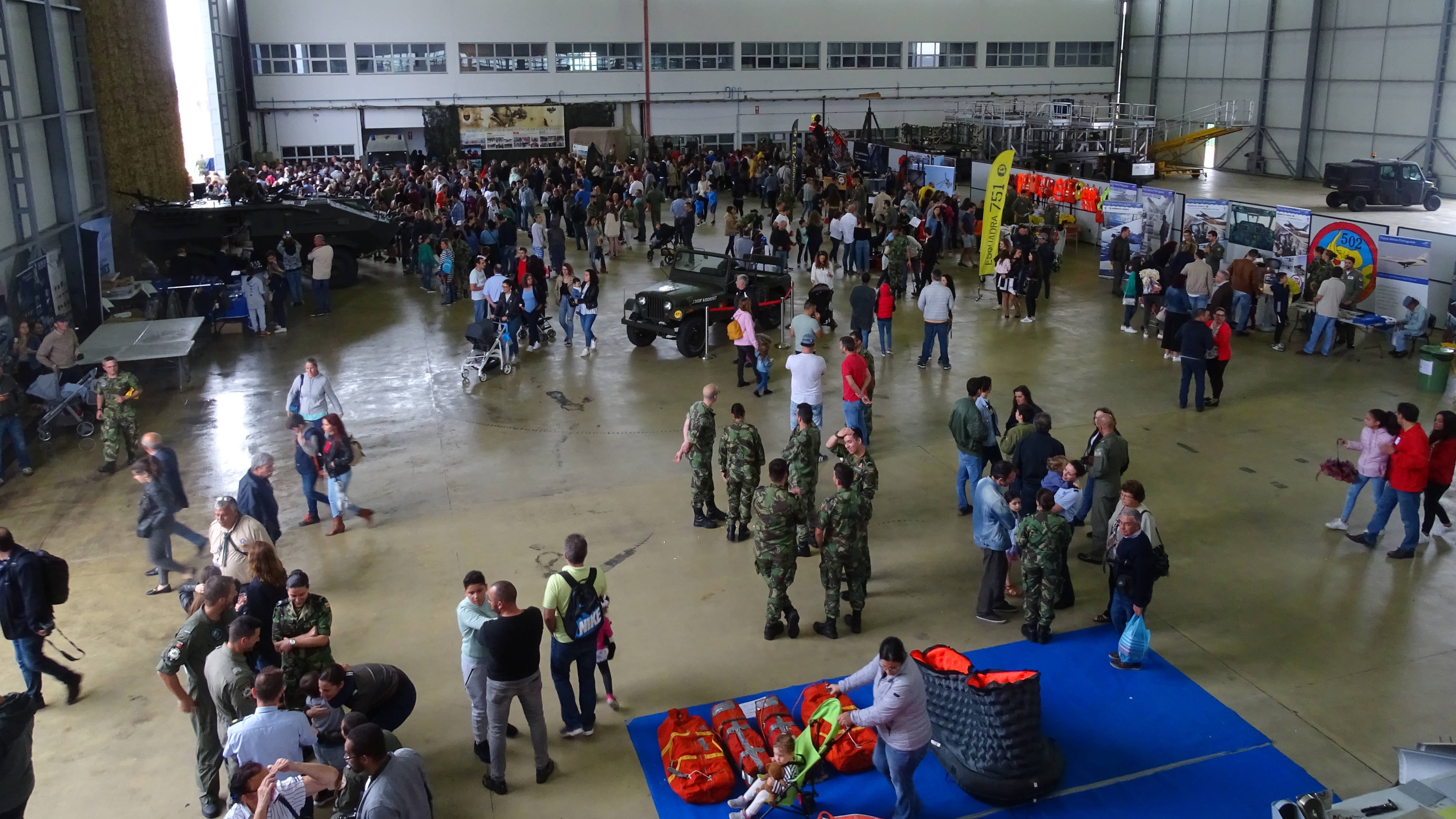 Mais de 3500 pessoas visitaram a BA6 no Dia de Base Aberta