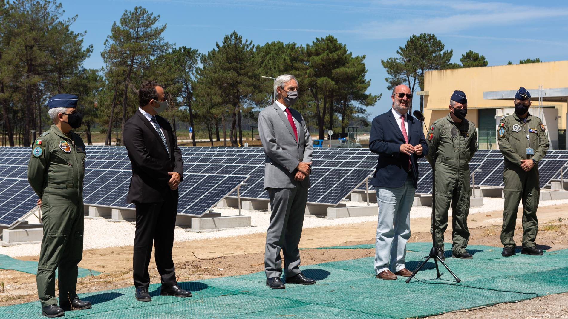 Inaugurado Parque Fotovoltaico na Base Area N. 5 em Monte Real