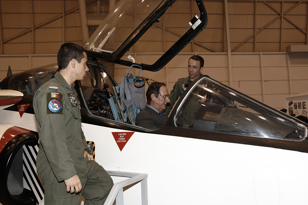 Diretor Geral do Ensino Superior visita Força Aérea/Futurália Diretor Geral do Ensino Superior visita Força Aérea/Futurália