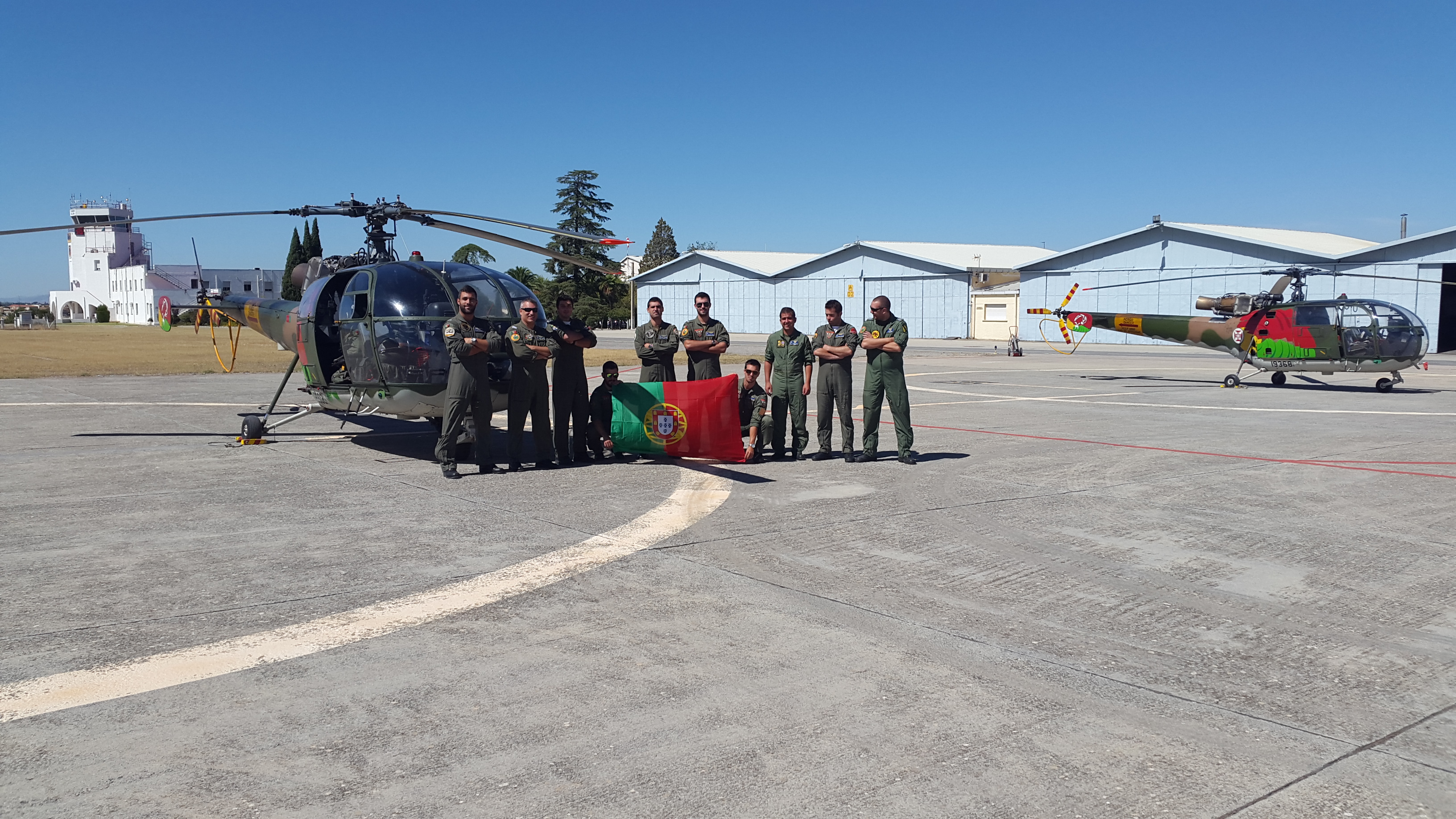 Curso de Formação Avançada em Helicópteros Curso de Formação Avançada em Helicópteros