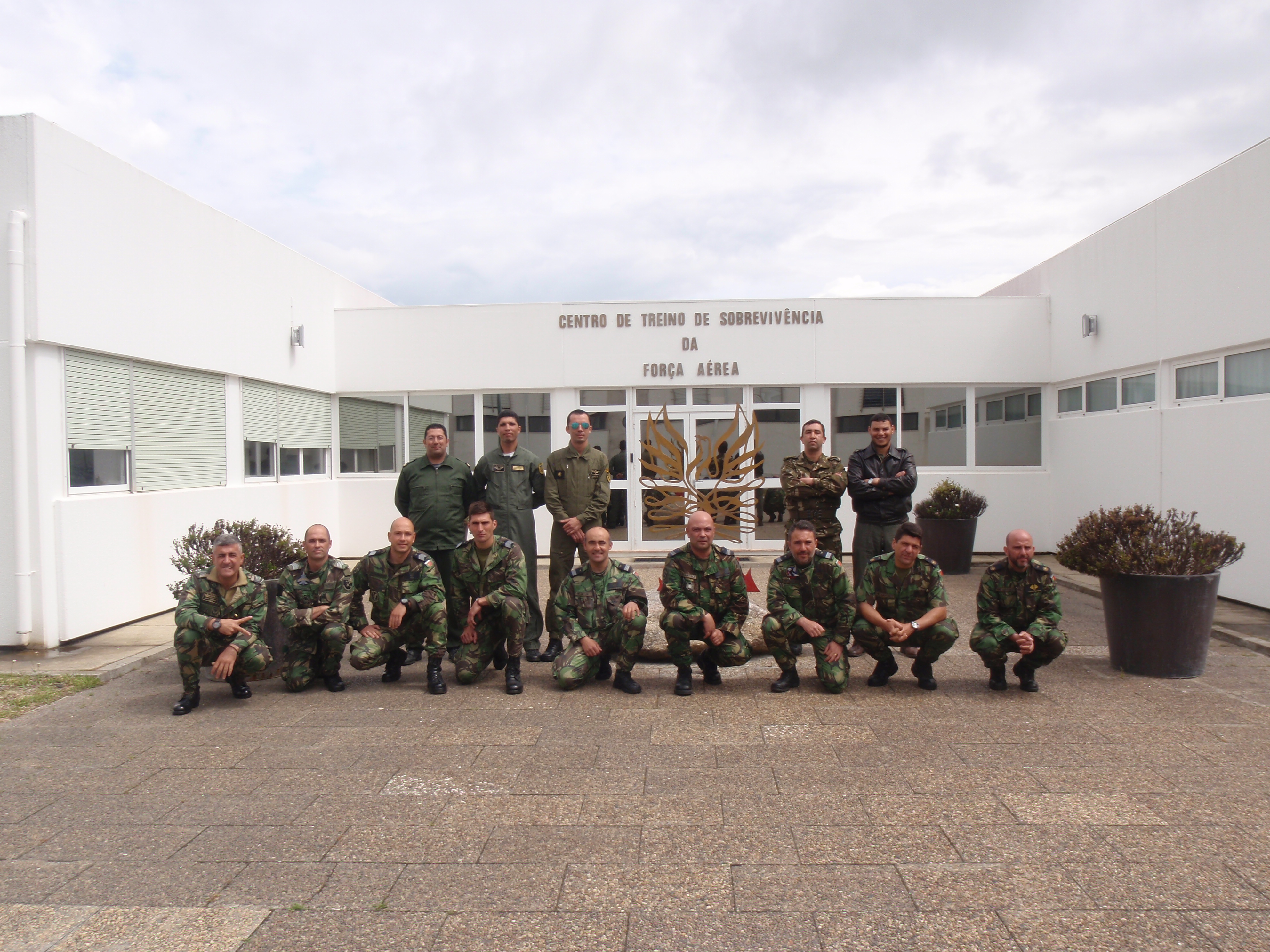 1. Curso de Sobrevivncia em Terra e na gua de 2016