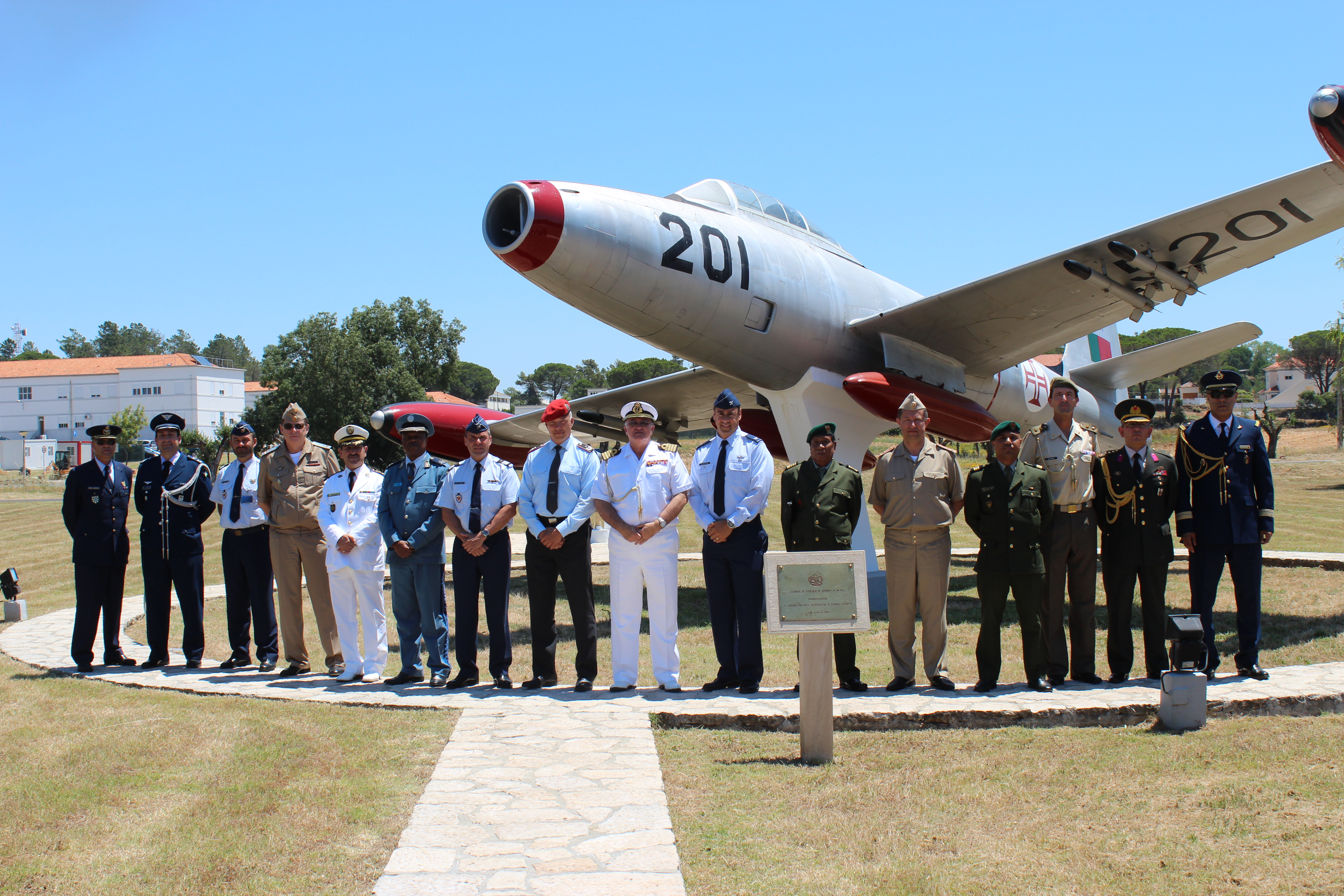 Adidos militares visitaram CFMTFA