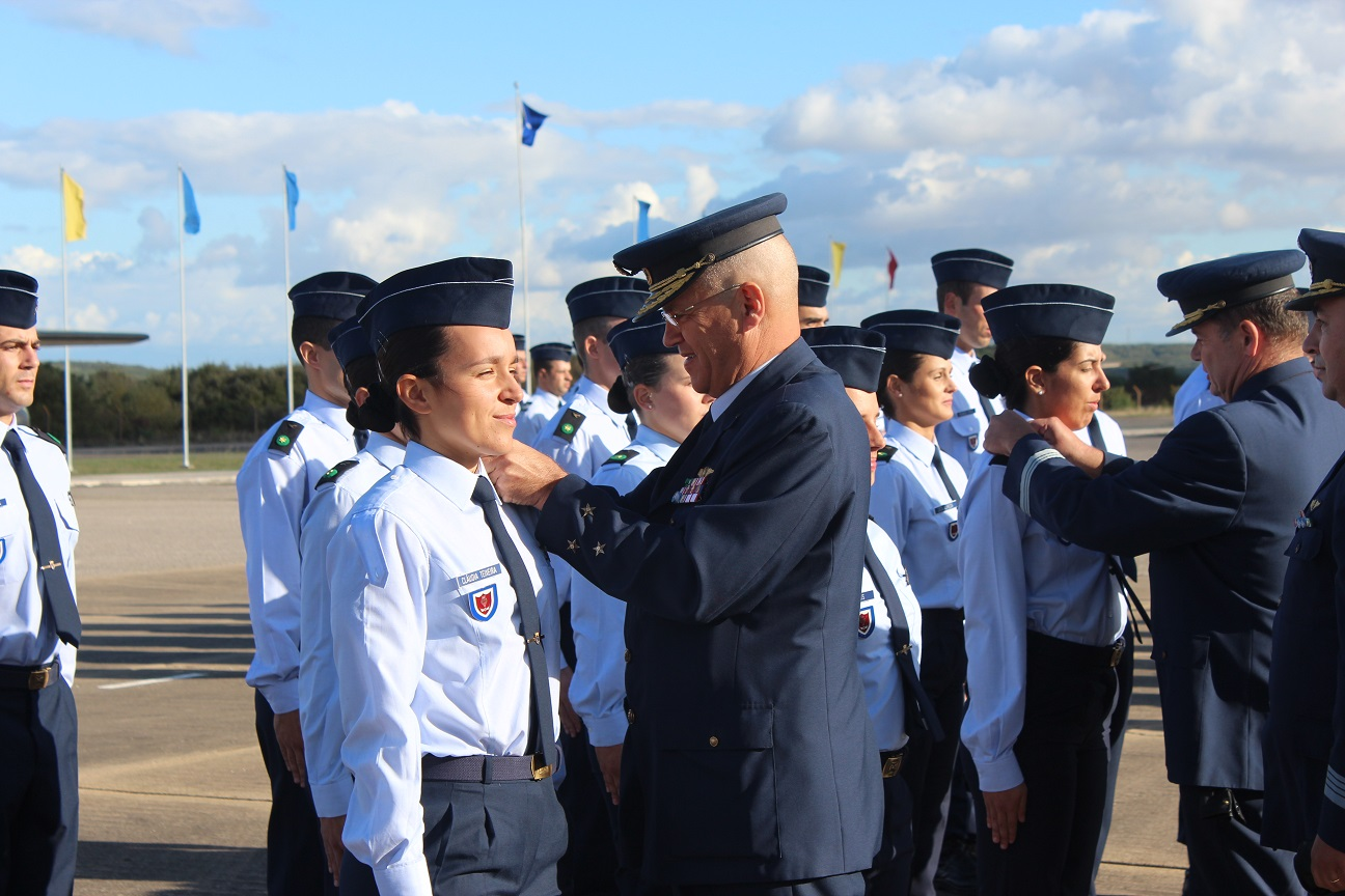 Cerimnia de graduao de 98 militares no CFMTFA