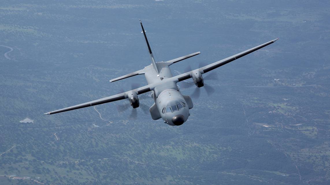 C-295 apoia Protecção Civil no combate aos incêndios C-295 apoia Protecção Civil no combate aos incêndios