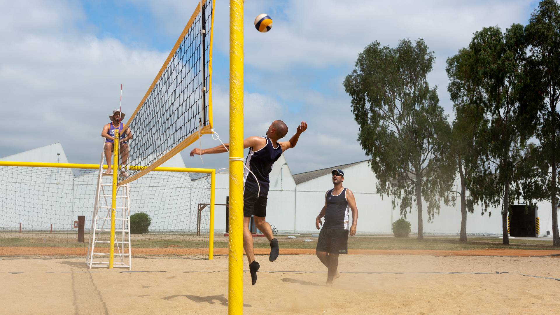 Fora Area, Marinha e PSP no IX Campeonato Militar de Voleibol de Praia