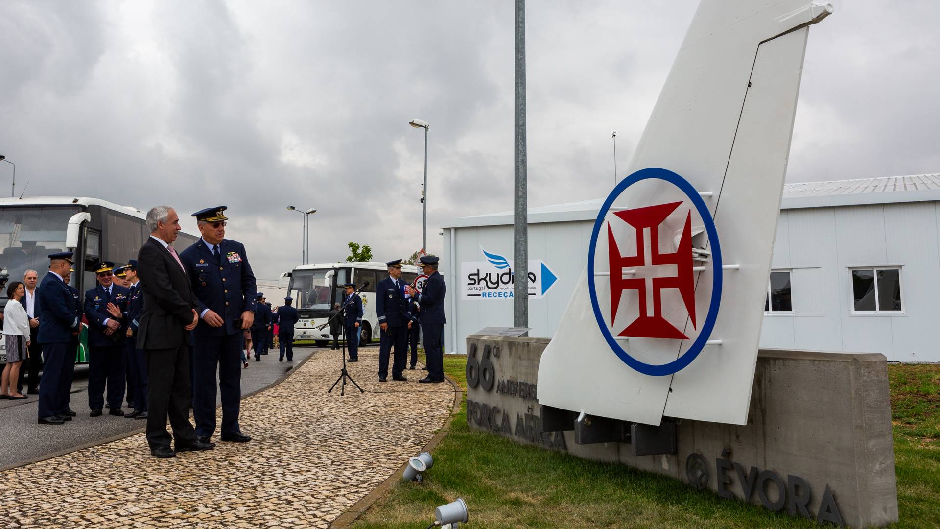 Força Aérea inaugura monumento em Évora