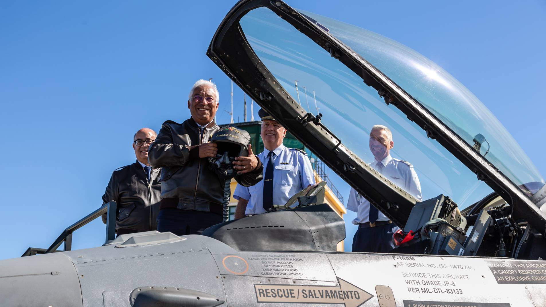 Primeiro-Ministro visita Força Aérea