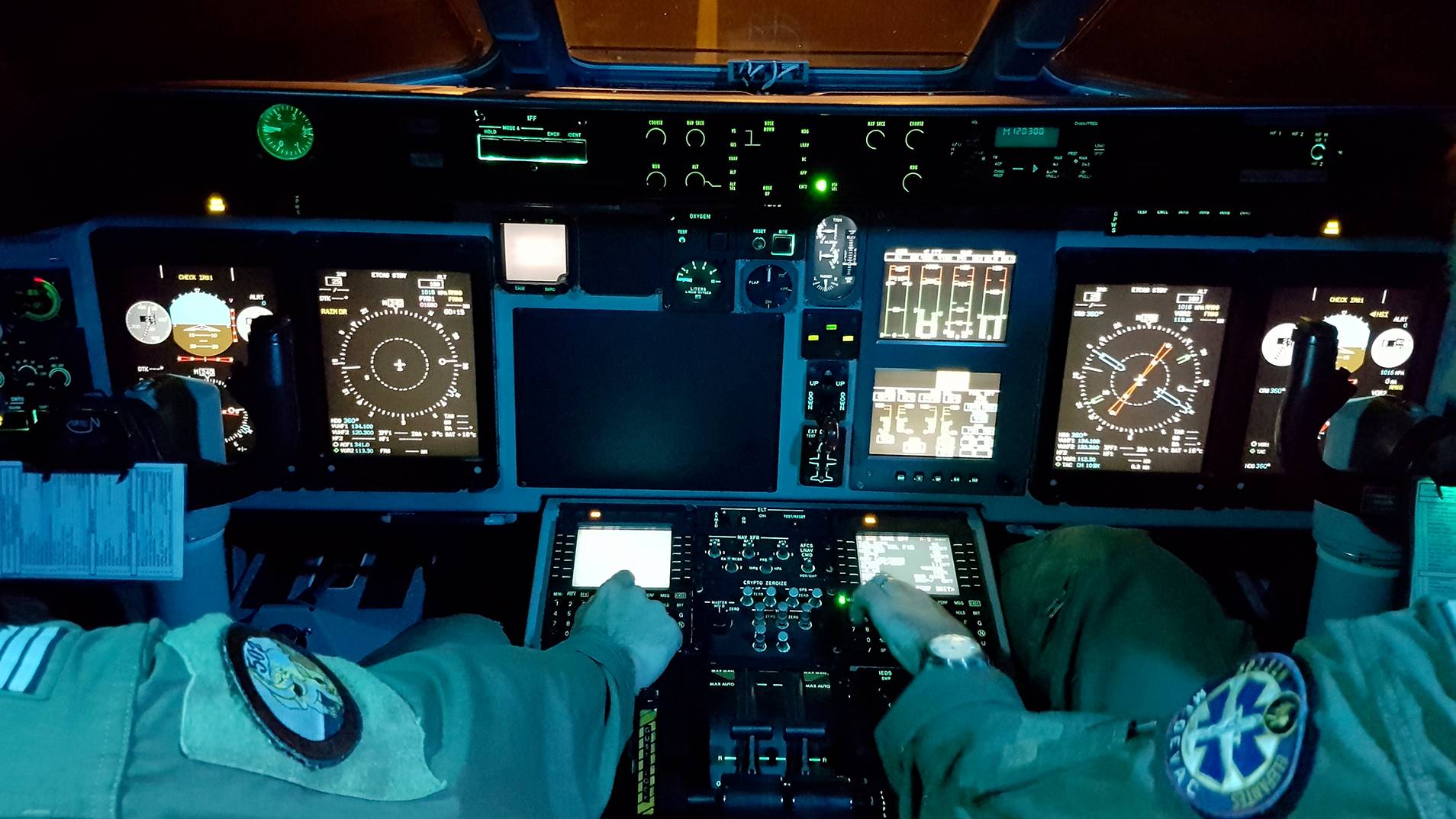 Força Aérea transporta doente dos Açores para o Continente e efetua 10 horas em voo Força Aérea transporta doente dos Açores para o Continente e efetua 10 horas em voo