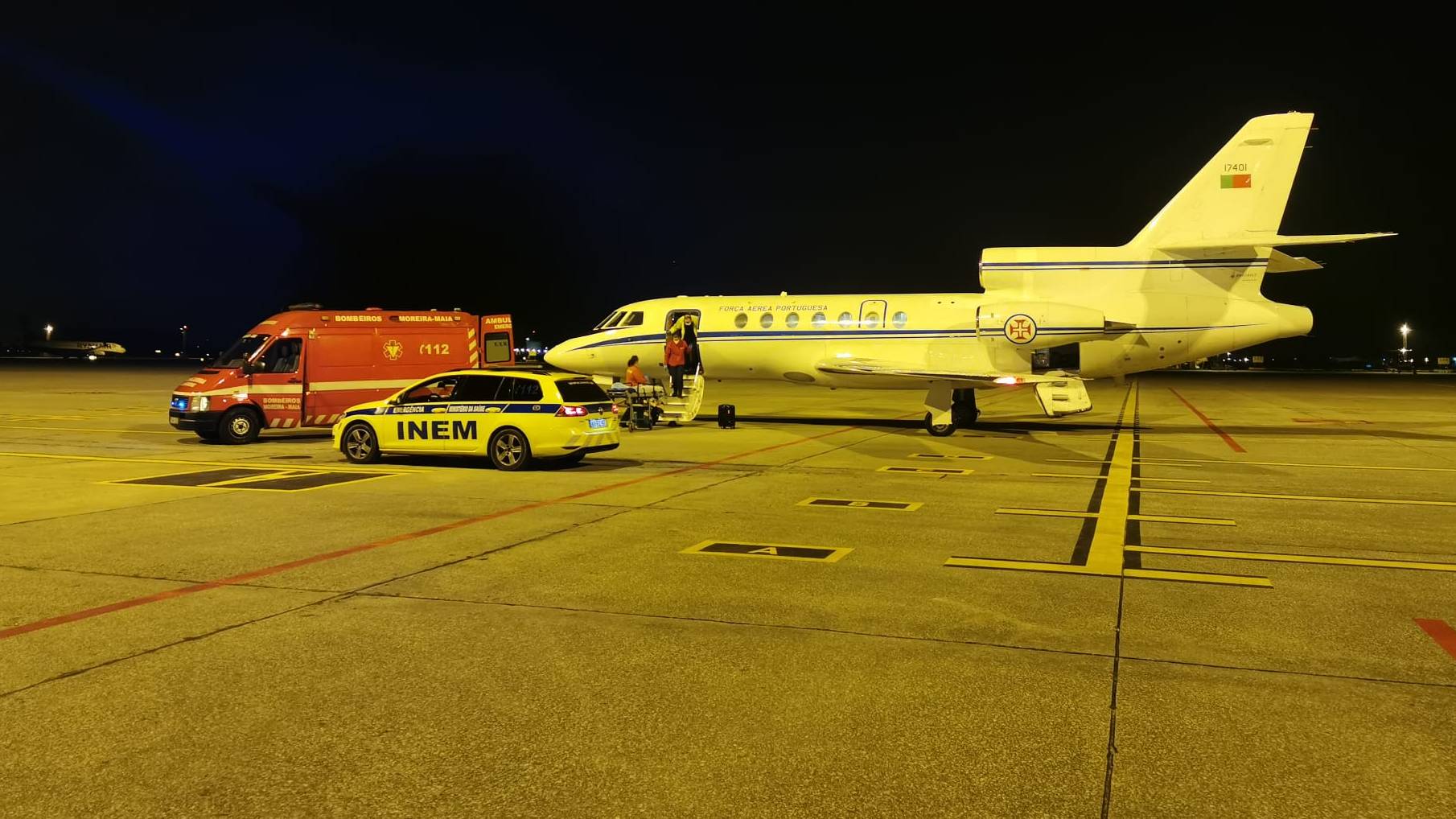 Fora Area transporta doente de urgncia do Funchal para o Porto