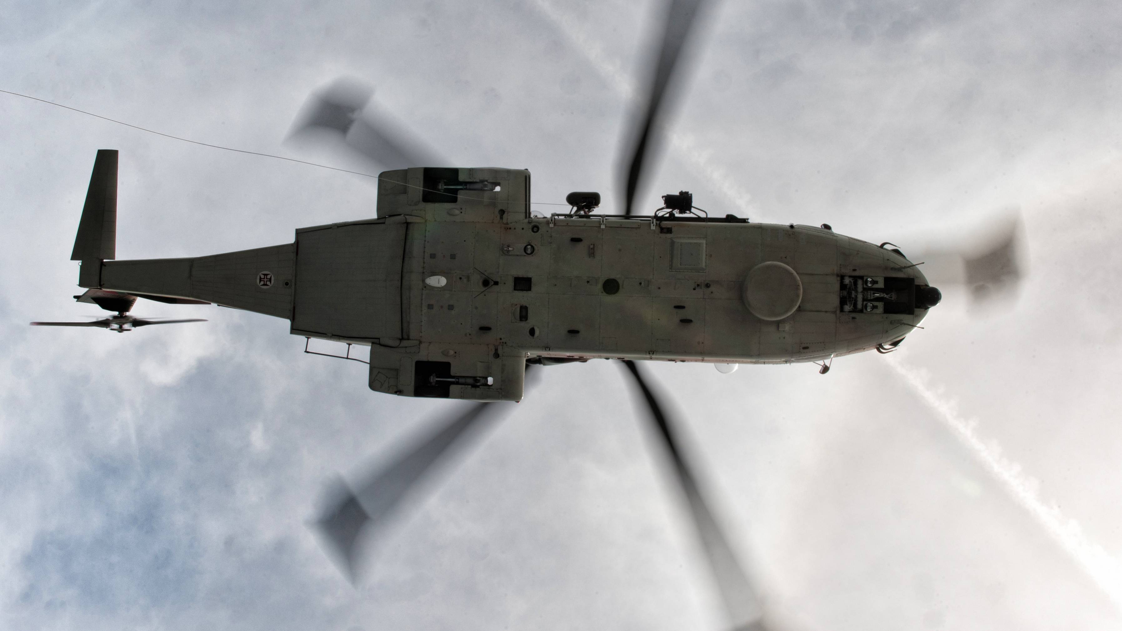 Força Aérea realiza dois resgates em navios em menos de 24 horas Força Aérea realiza dois resgates em navios em menos de 24 horas