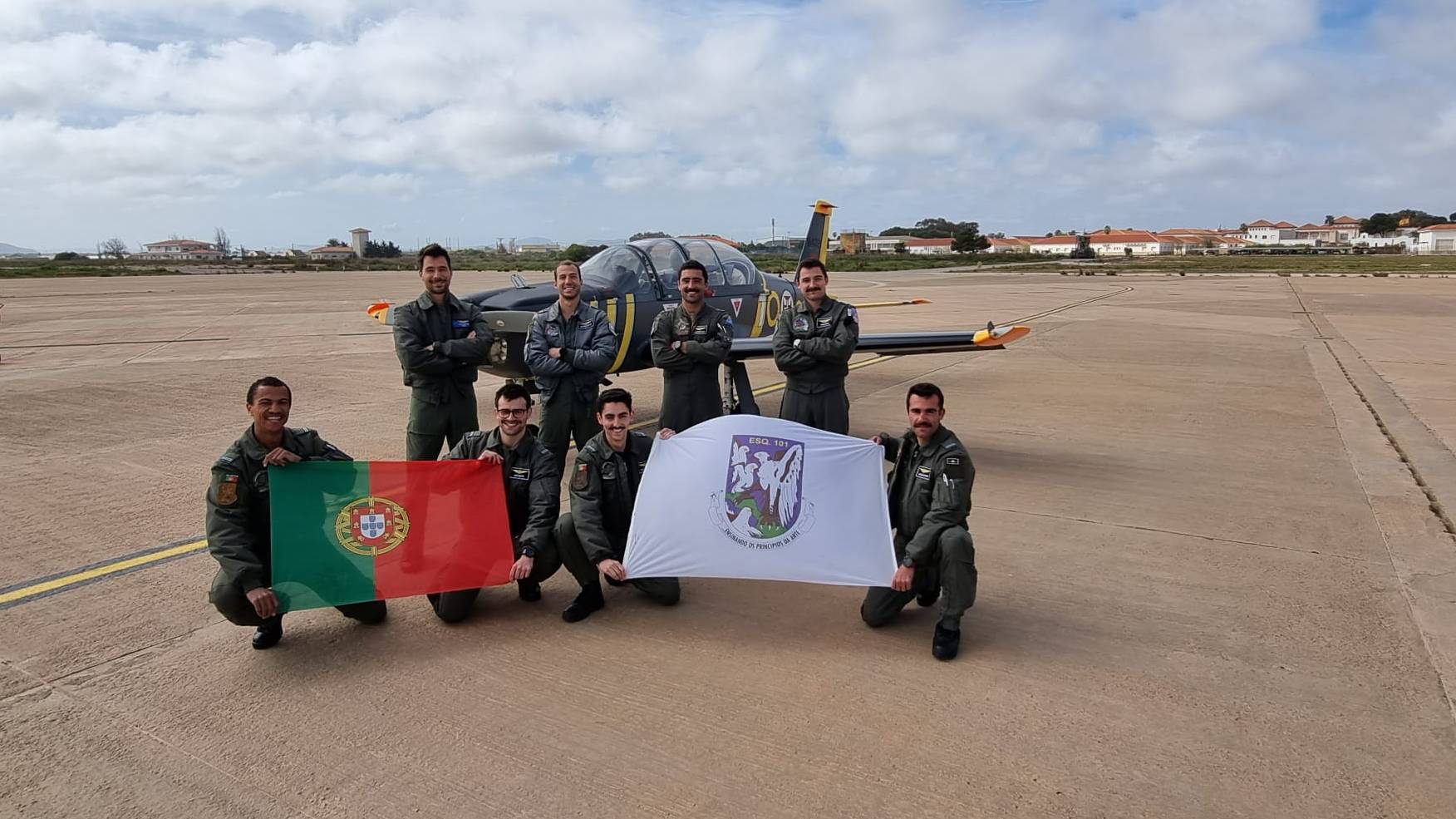 Militares da Esquadra 101 realizam missão ao estrangeiro Militares da Esquadra 101 realizam missão ao estrangeiro