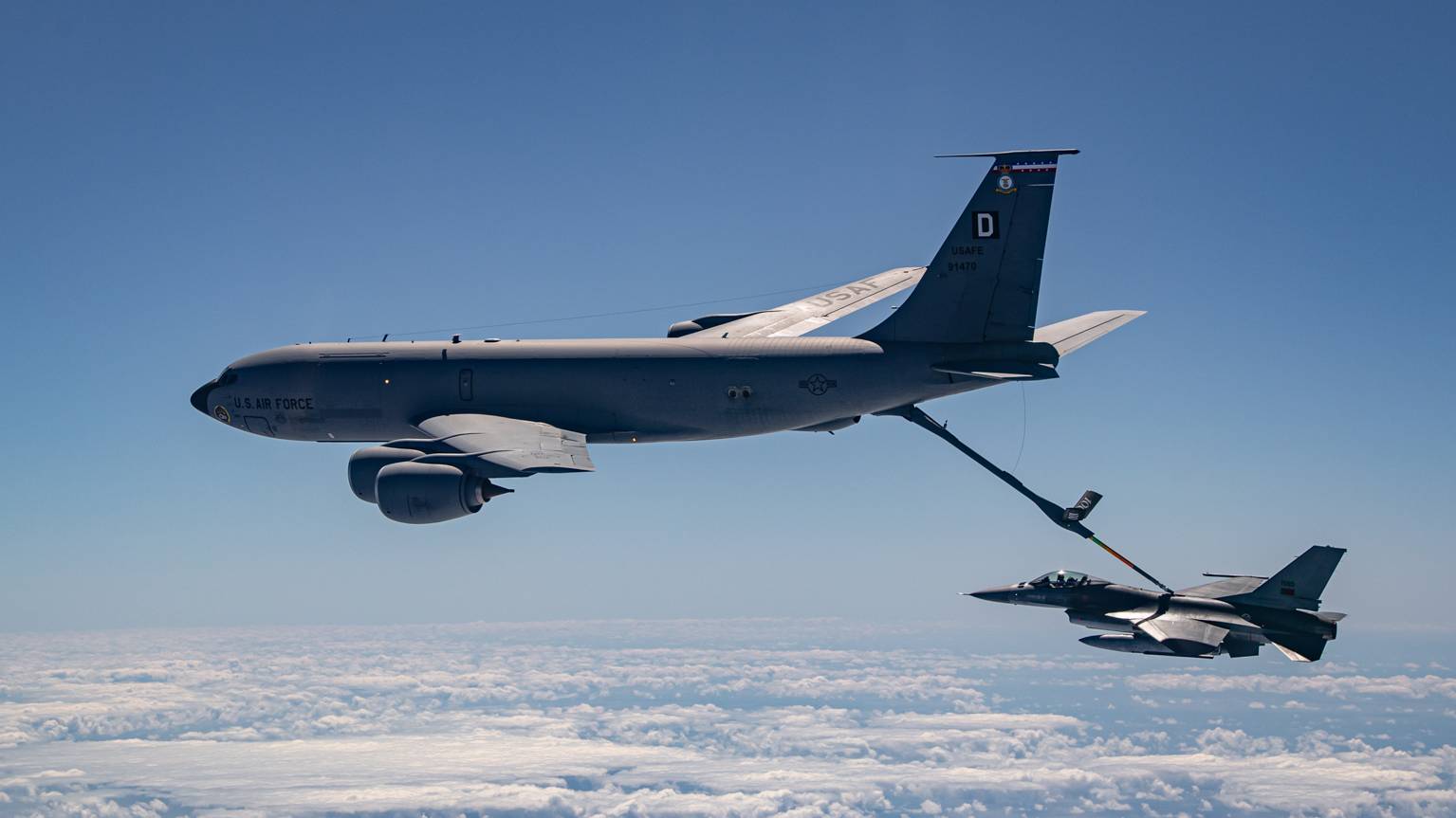 Air to Air Refuling at Real Thaw 2022