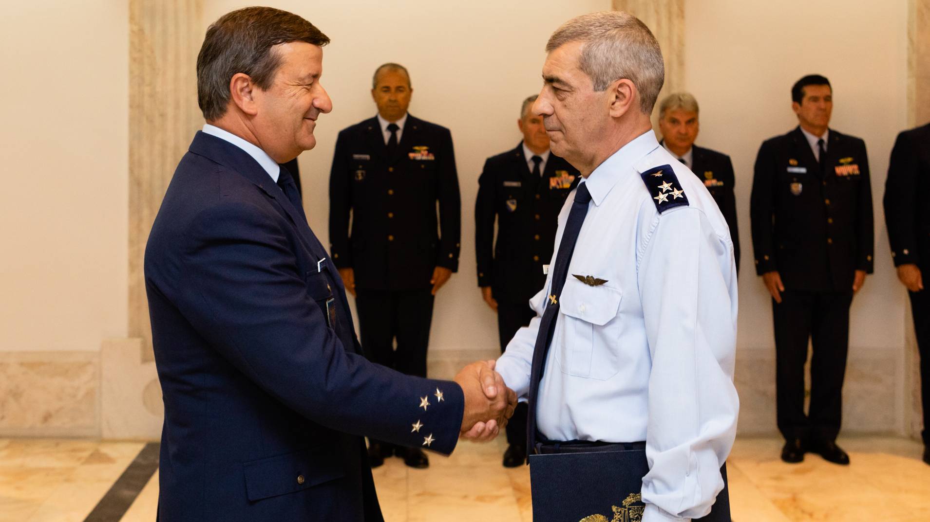 Tenente-General Antnio Nascimento assume funes como CLAFA