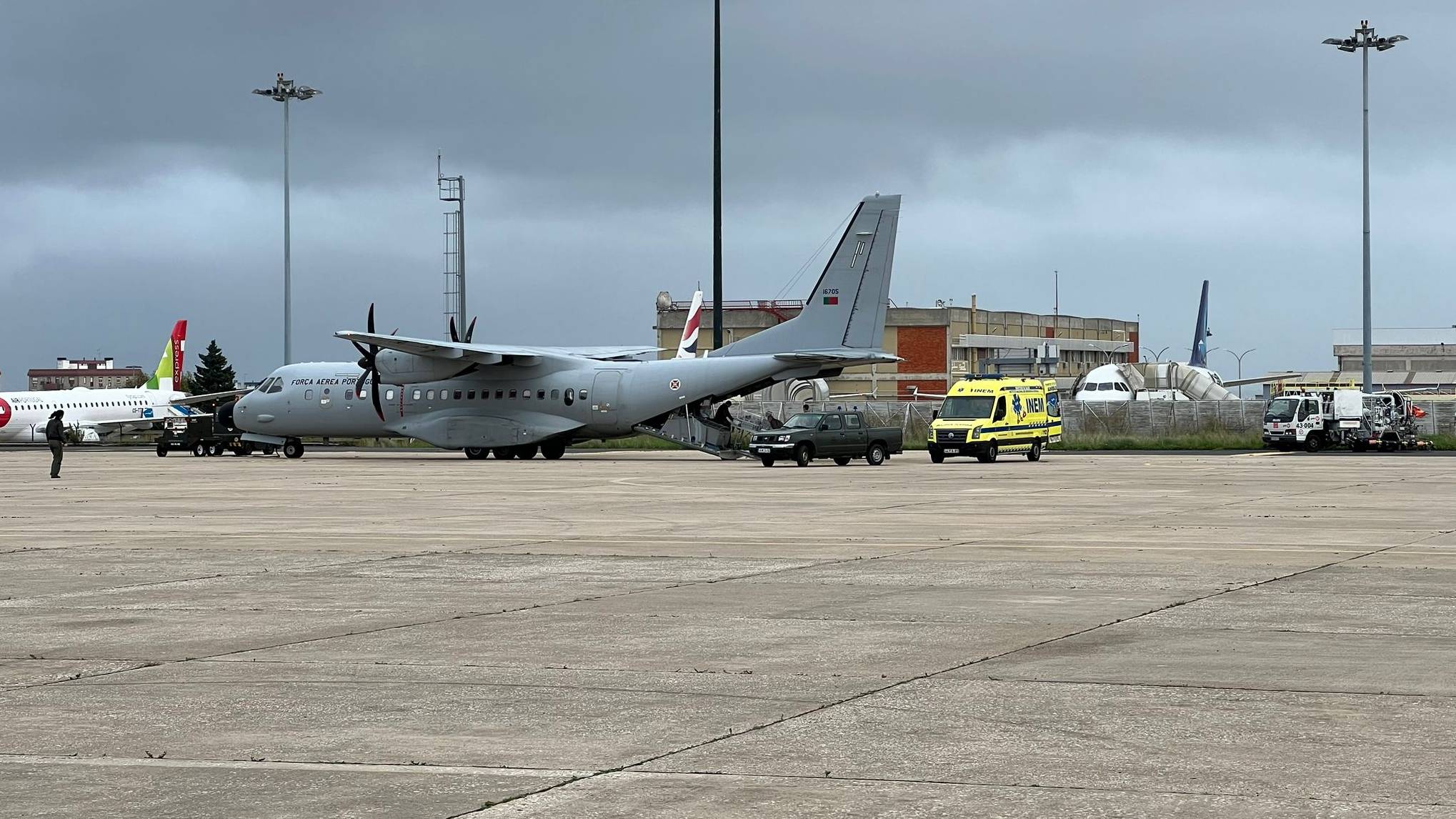 Recm-nascido transportado de urgncia pela Fora Area