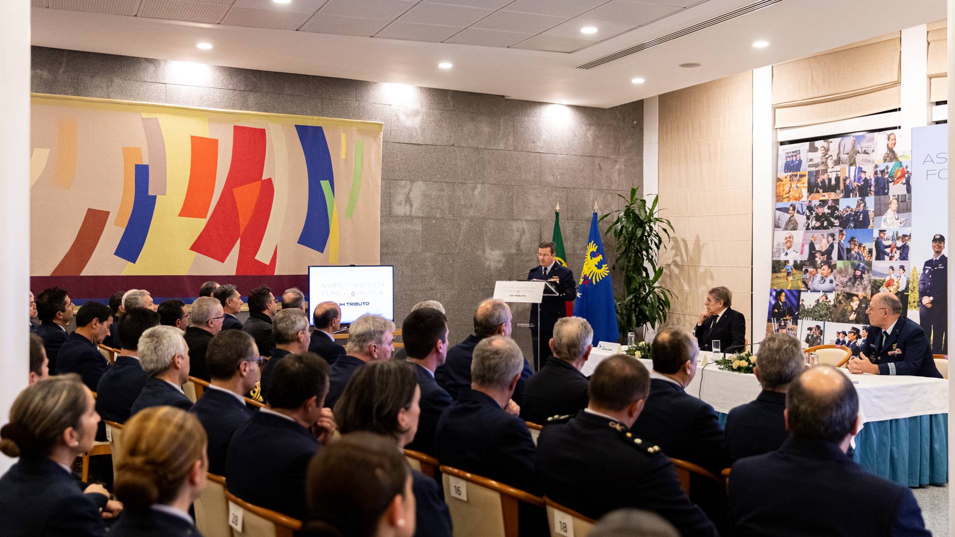 Apresentação do livro “As Militares da Força Aérea – Um Tributo” Apresentação do livro “As Militares da Força Aérea – Um Tributo”