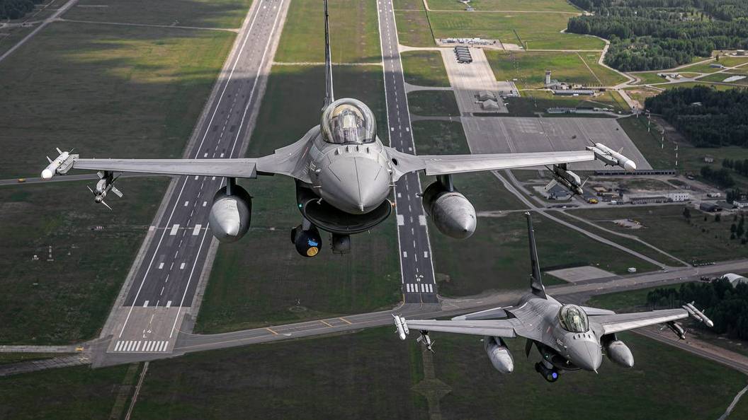 F-16M portugueses participam em exercício na Lituânia F-16M portugueses participam em exercício na Lituânia