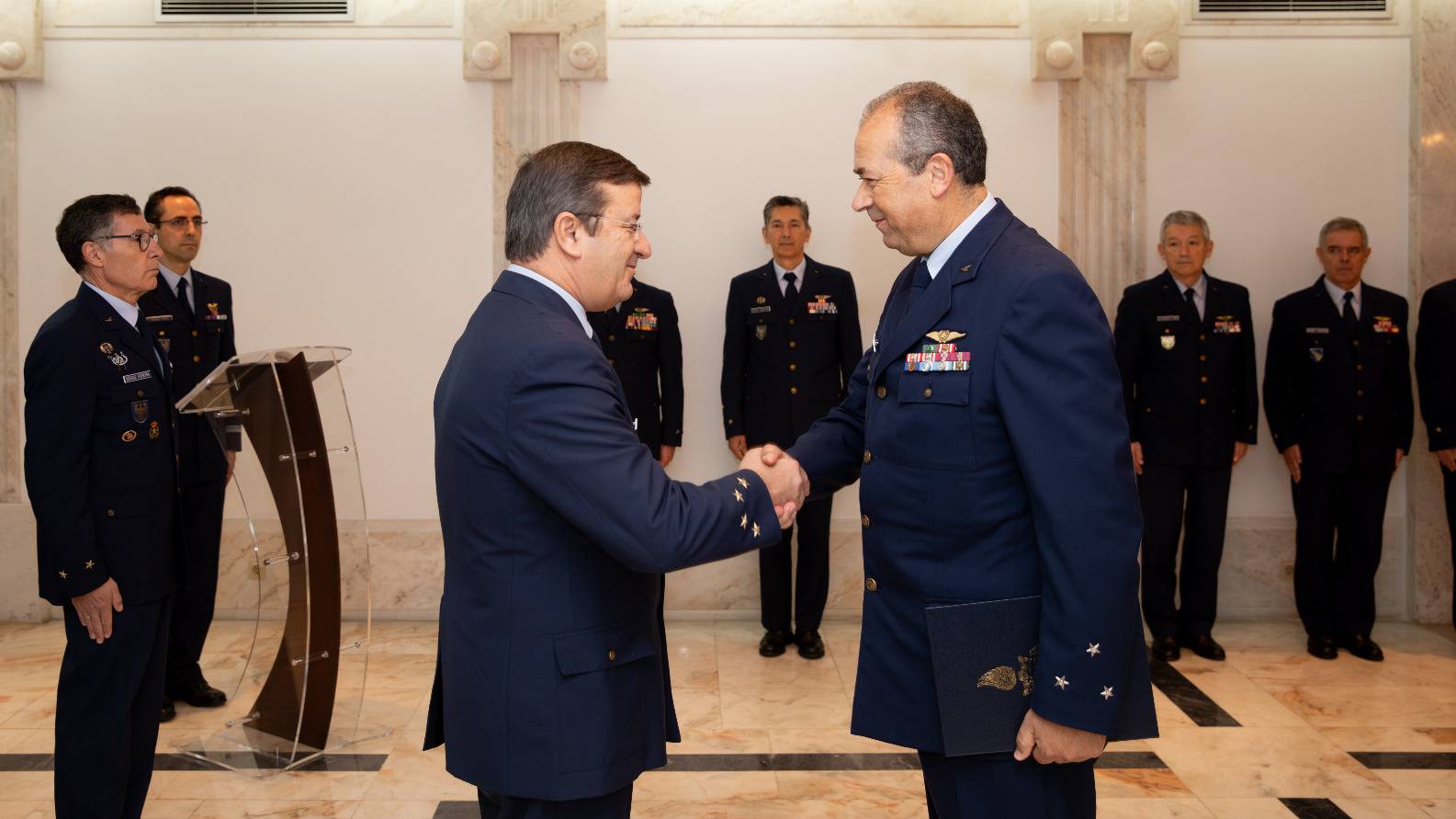Tenente-General Eurico Craveiro é o novo Vice-Chefe do Estado-Maior da Força Aérea Tenente-General Eurico Craveiro é o novo Vice-Chefe do Estado-Maior da Força Aérea