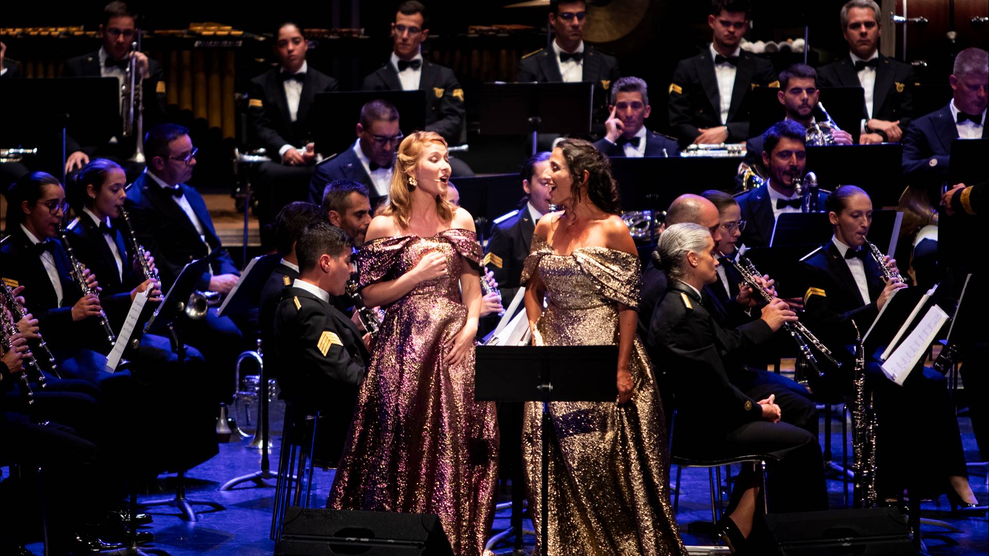 Concerto da Banda da Fora Area celebra o Amor
