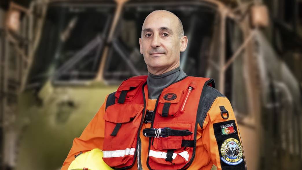 Recuperador-Salvador atinge marca histrica no EH-101 Merlin