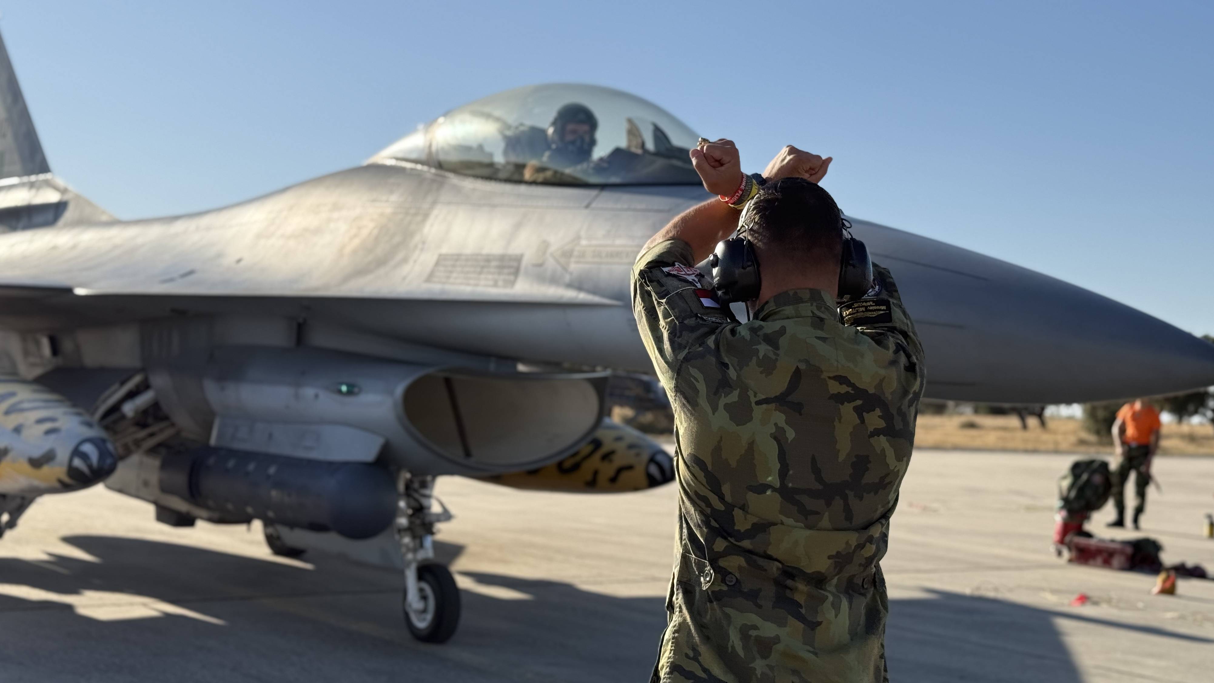 Aircraft Cross-Servicing (ACS): Interoperabilidade entre Aliados