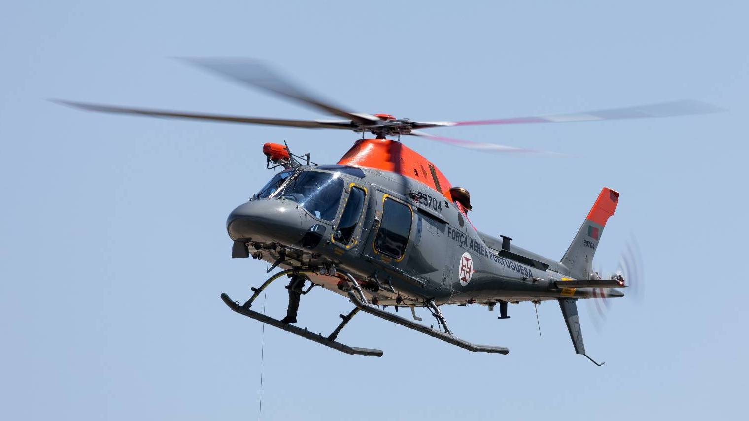 Fora Area: AW119 Koala transporta rgos para transplante