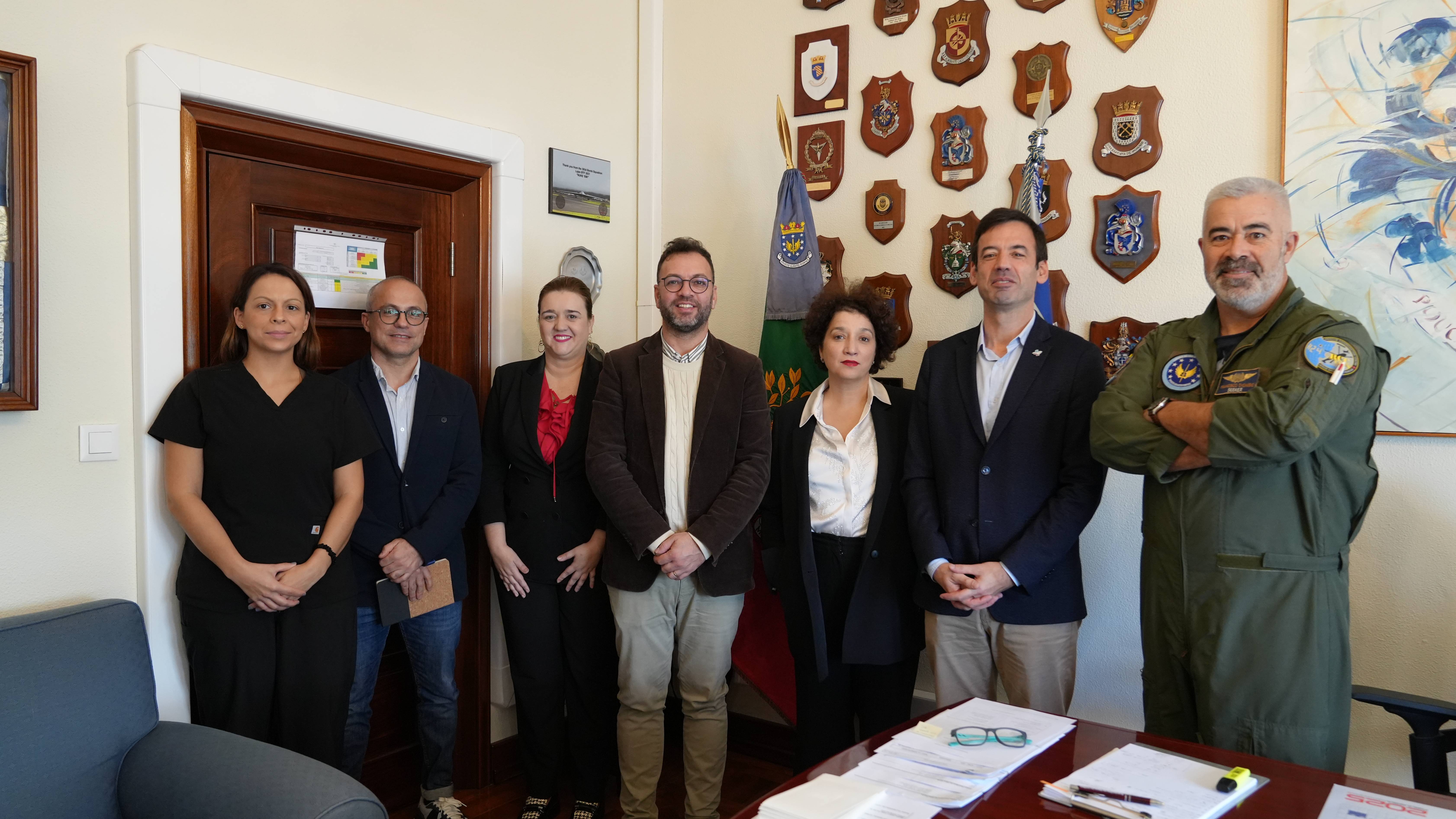 Fora Area refora cooperao com hospital aoriano