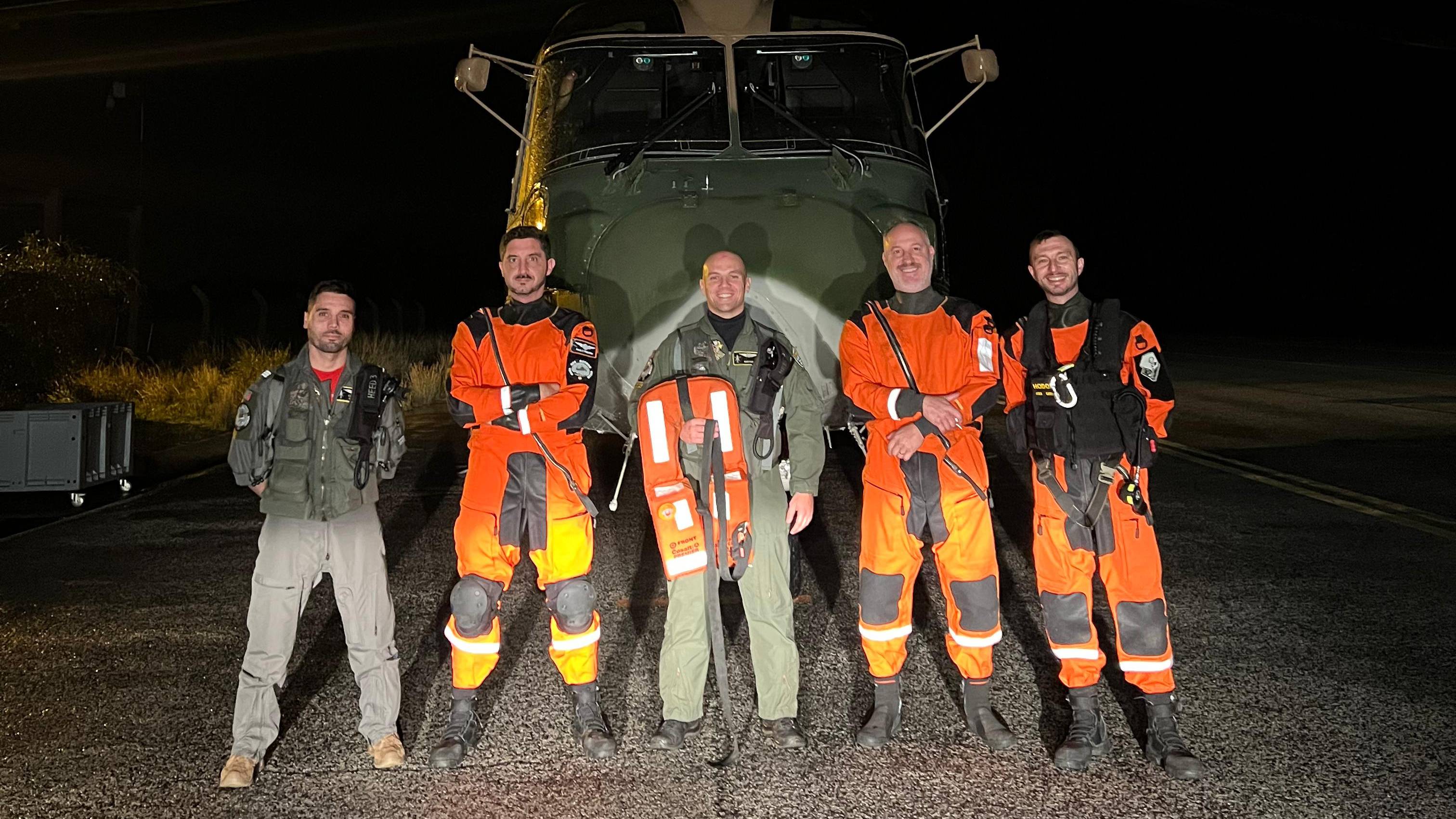 For�a A�rea resgata homem na madrugada natal�cia