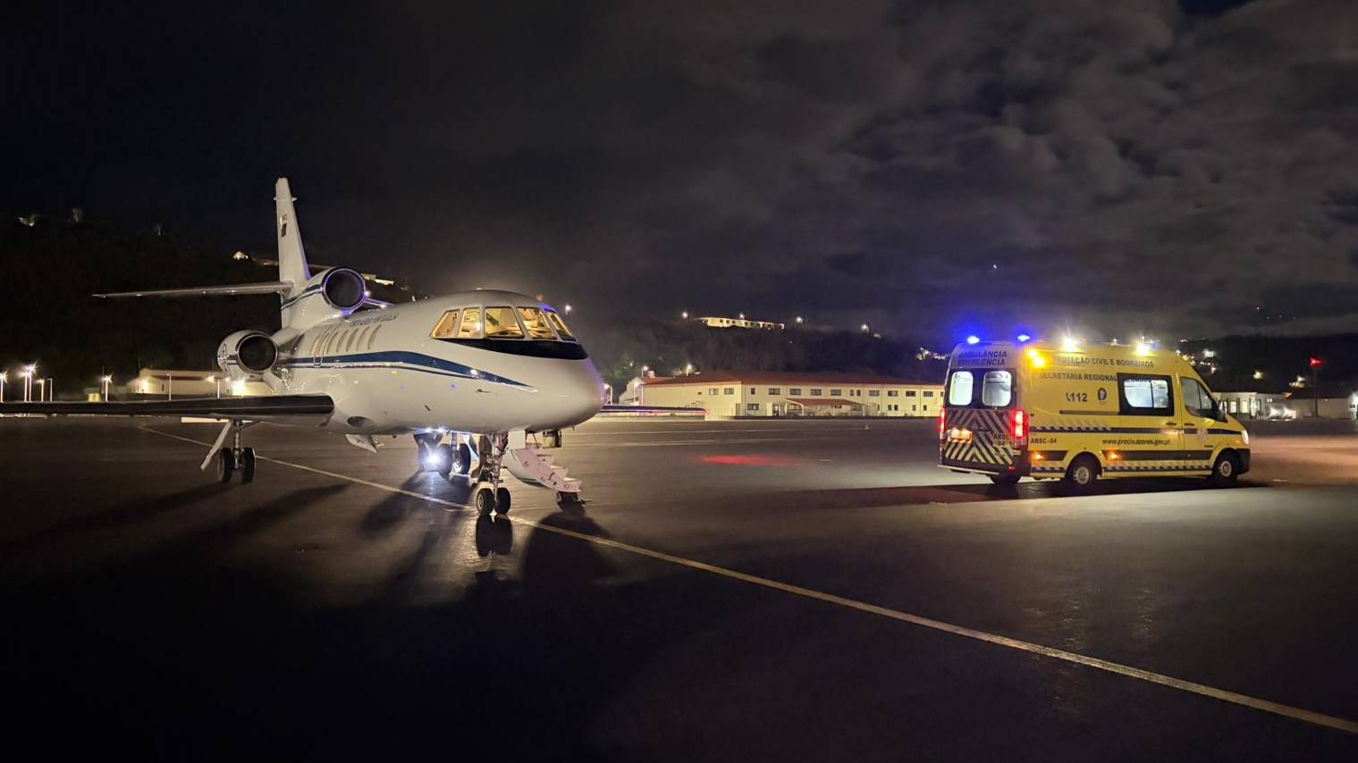 Beb� transportado pela For�a A�rea para Lisboa